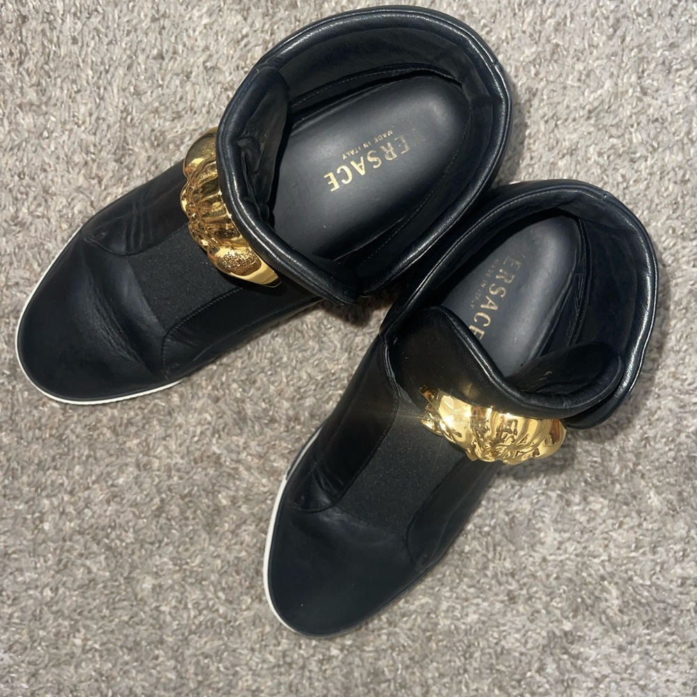 Versace Men's Black Medusa Buckle Palazzo Leather High-top Sneaker